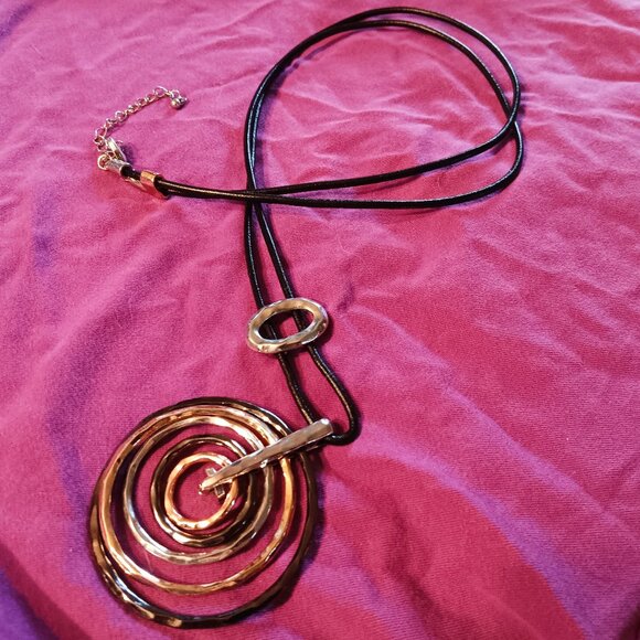 Concentric Circles Statement Necklace - Picture 1 of 3